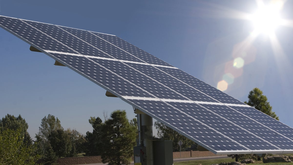  Monday's eclipse will cut solar panel's power-generating ability. Regional transmission company PJM is getting ready for interruption.(Lilac Mountain Photography/Bigstock) 